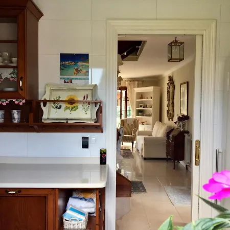 Cabarceno Vacacional Casa Pedro Vakantiehuis