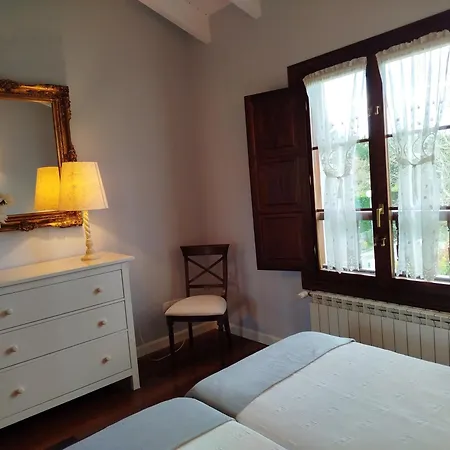 Vakantiehuis Cabarceno Vacacional Casa Pedro La Abadilla