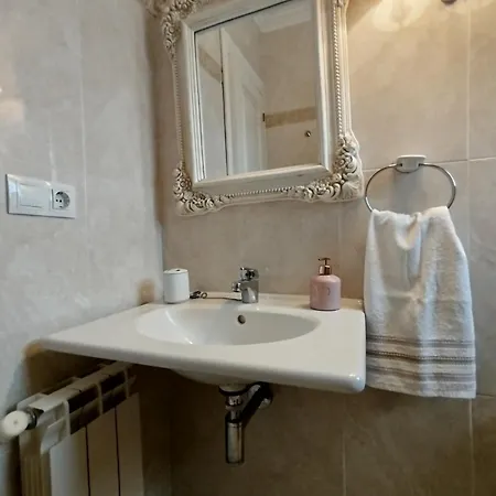 Vakantiehuis Cabarceno Vacacional Casa Pedro La Abadilla